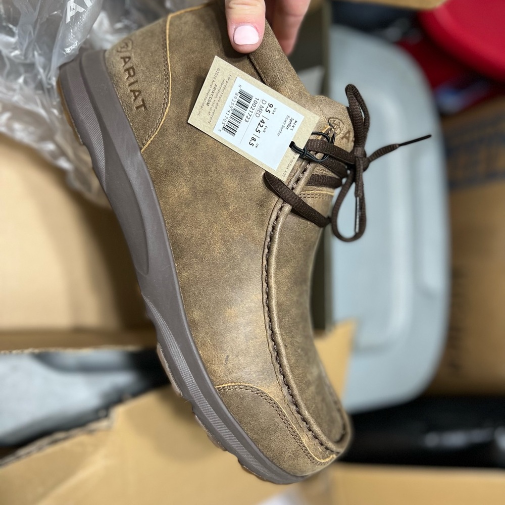 Men’s ARIAT shoe